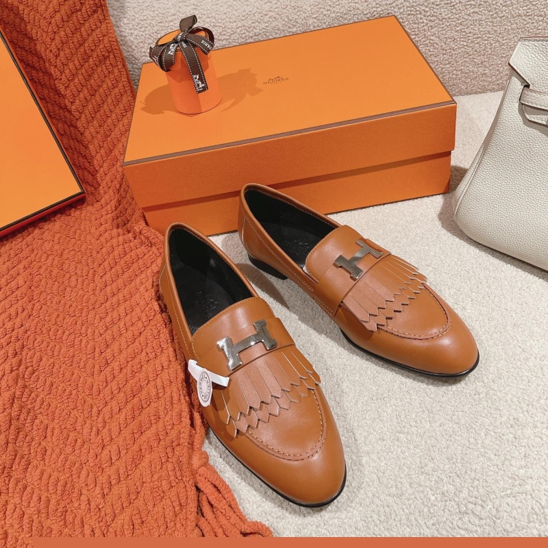 H**mes leather shoes